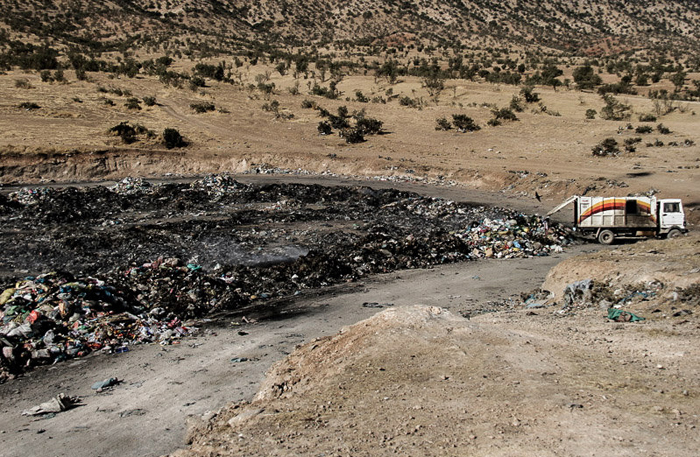 (تصاویر) روستایی که محل زباله‌سوزی شد