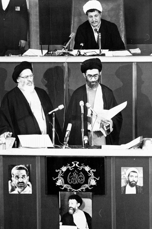 (تصاویر) دور اول ریاست جمهوری آیت‌الله‌خامنه‌ای