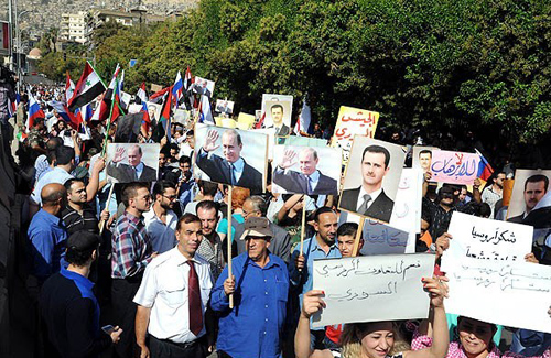 (تصاویر) راهپیمایی حامیان پوتین در دمشق