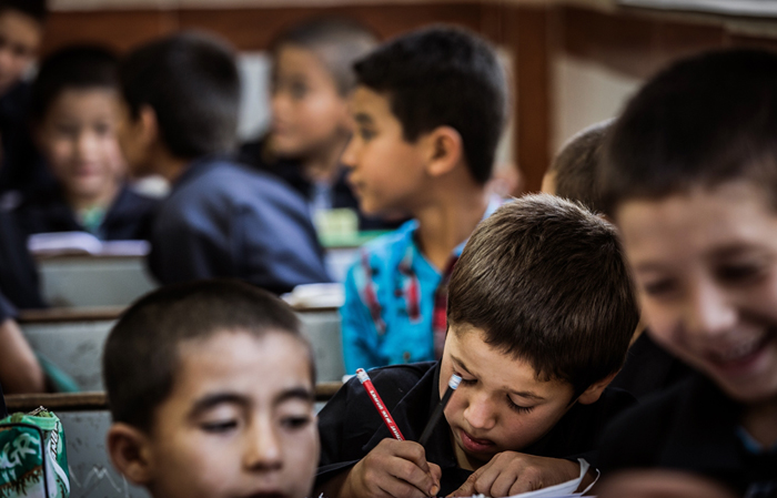 (تصاویر) مدرسه افغان‌ها در تهران