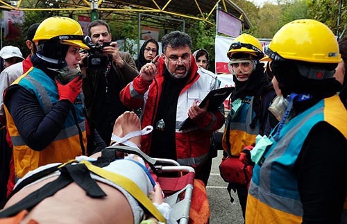 (تصاویر) مسابقه زنان امداد و نجات در تهران