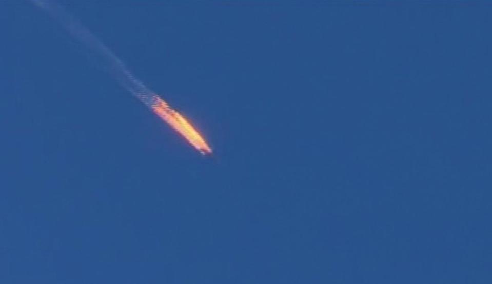 ترکیه یک جنگنده روسیه را در مرز سوریه سرنگون کرد