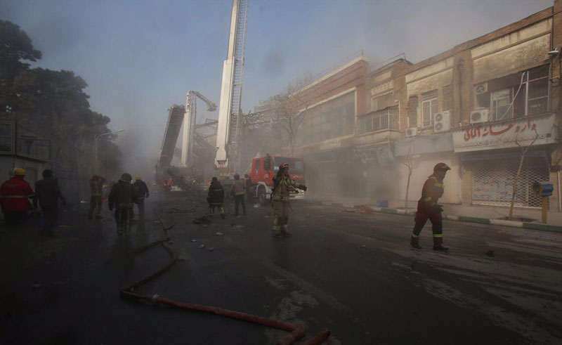 تصاویر/ پلاسکو در آتش سوخت و فرو ریخت