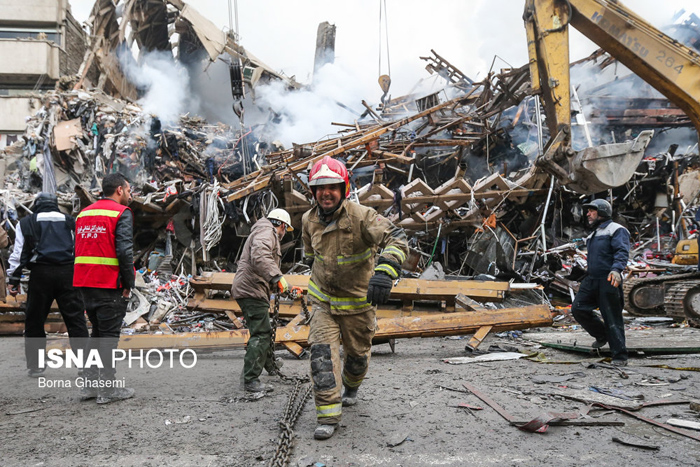 (تصاویر) یک روز پس از آتش‌سوزی پلاسکو