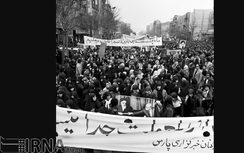 (تصاویر) راهپیمایی در حمایت از دولت بازرگان
