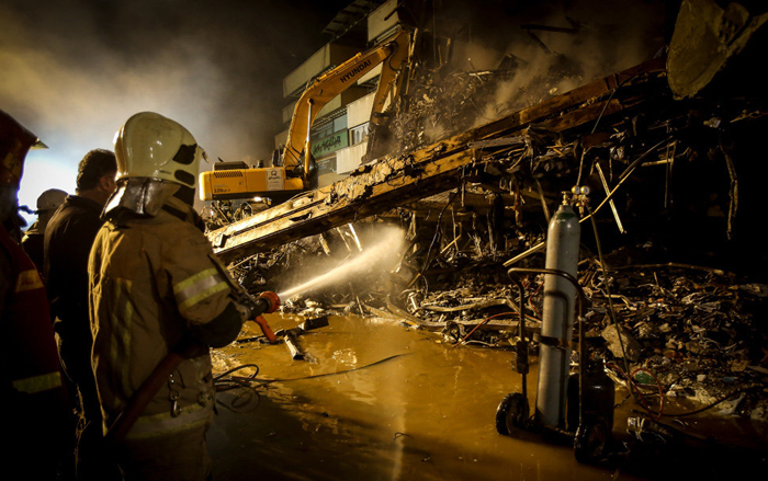 (تصاویر) تخریب ساختمان مجاور پلاسکو