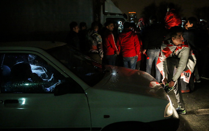 (تصاویر) هواداران سرخابی در شب سرد آزادی