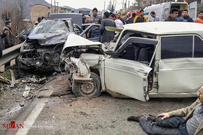 (تصاویر) تصادف شدید دو خودرو در سوادکوه