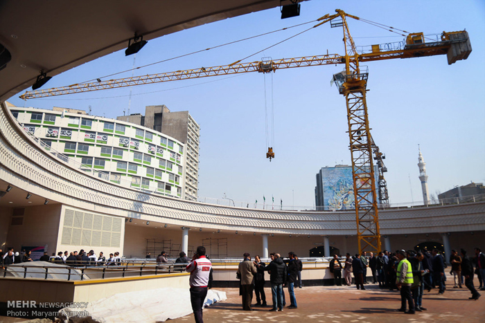 (تصاویر) بازدید از پلازای میدان ولیعصر