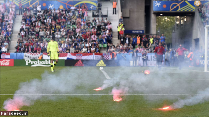(تصاویر) آشوب هواداران کرواسی در ورزشگاه