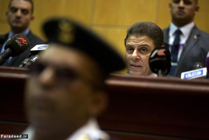 (تصاویر) محمد مرسی در دادگاه