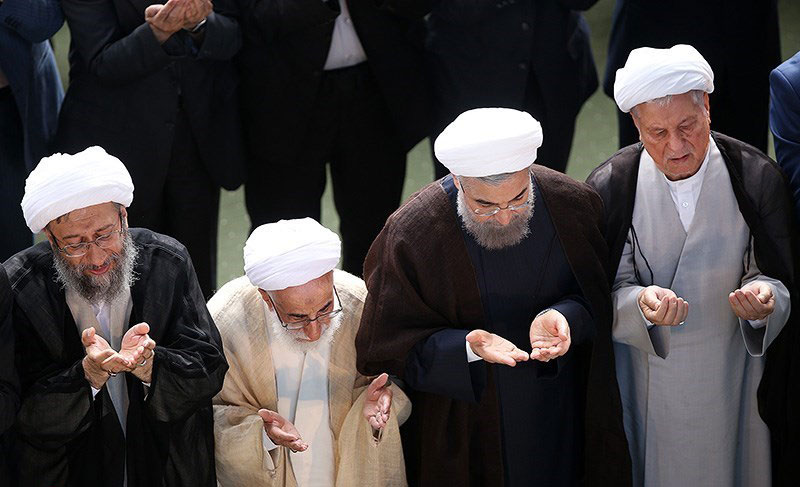 (تصاویر) نماز عید فطر  به امامت رهبر انقلاب