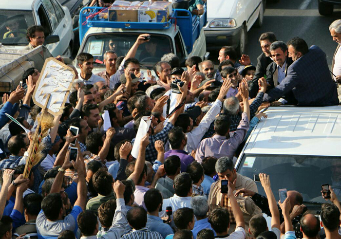 (تصاویر) استقبال از احمدی‌نژاد در ملارد