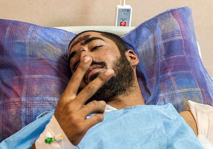 (تصاویر) عیادت امیرپوردستان از سربازان مجروح