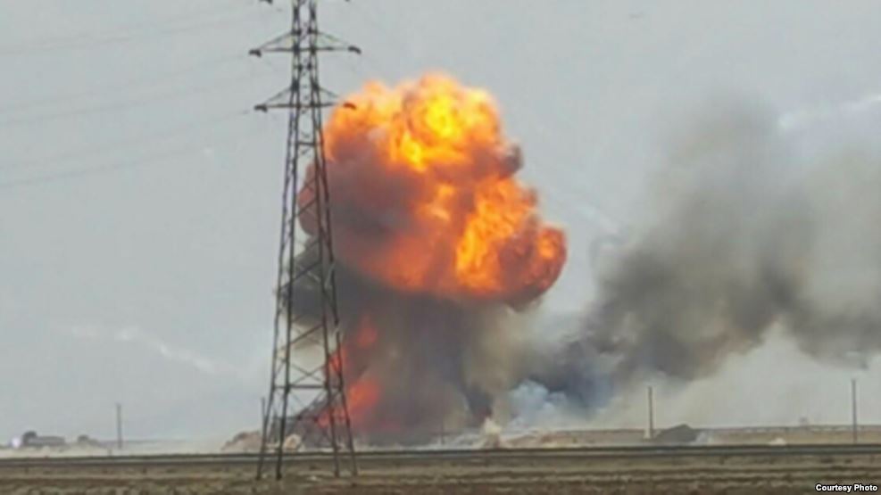 انفجار تریلی مهمات سپاه در اتوبان قزوین