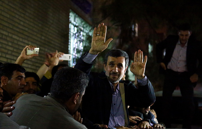(تصاویر) سخنرانی احمدی‌نژاد در مسجد مسعودیه