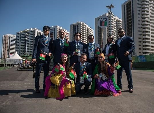لباس دختر افغان سوژه عکاسان المپیک!