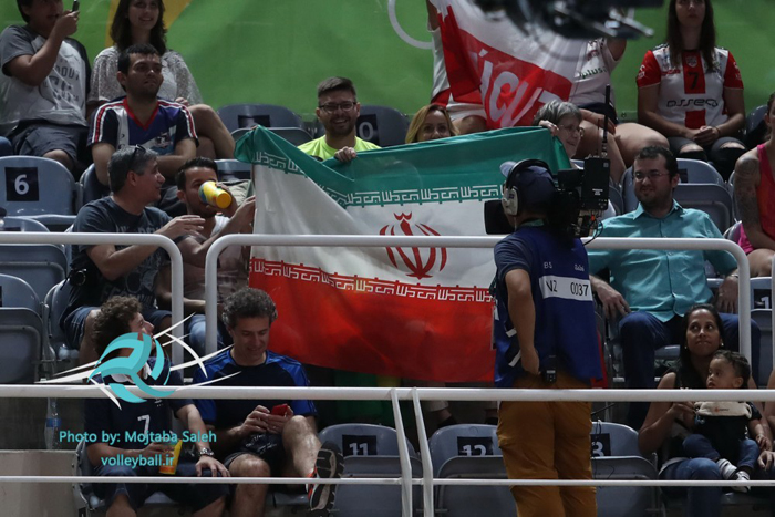 والیبال المپیک 2016 عکس المپیک 2016 برزیل تماشاگران والیبال ایران و لهستان تماشاگران والیبال تماشاگران زن والیبال ایرانیان در المپیک برزیل ایرانیان در المپیک 2016 المپیک 2016 ریودوژانیرو اخبار والیبال