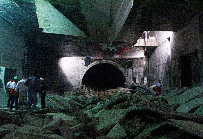 (تصاویر) جستجو در مترو در حال ساخت