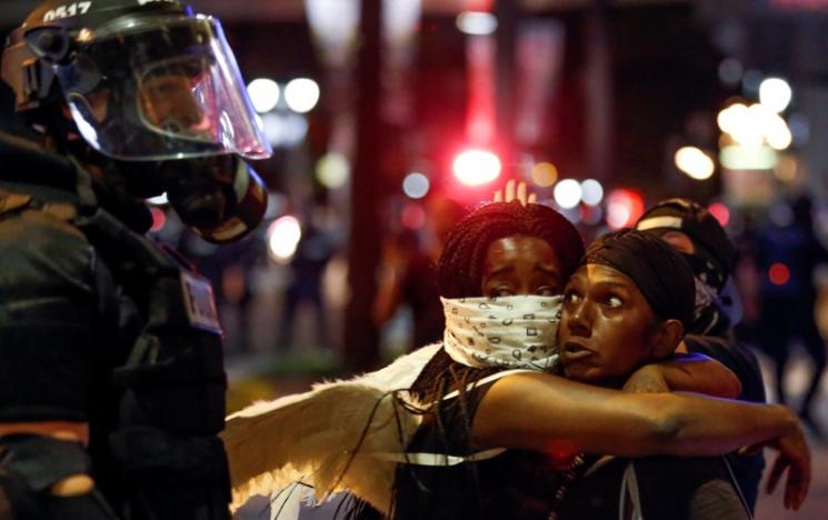 (تصاویر) دو شب خشونت در شارلوت آمریکا