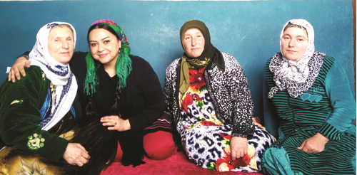 دور دنیا با زن جهانگرد ایرانی