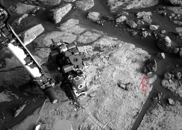 کشف یک شهاب سنگ عجیب روی مریخ +(تصاویر)