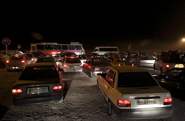 (تصاویر) عبور شبانه زائران از مرز شلمچه