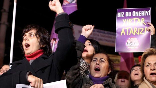 دولت ترکیه لایحه عفو متجاوزان به عنف را پس گرفت