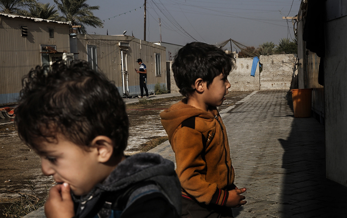 (تصاویر) زندگی خانواده شهدای جنگ با داعش