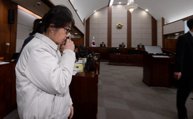 (عکس) جلسه محاکمه دوست رئیس جمهور کره جنوبی