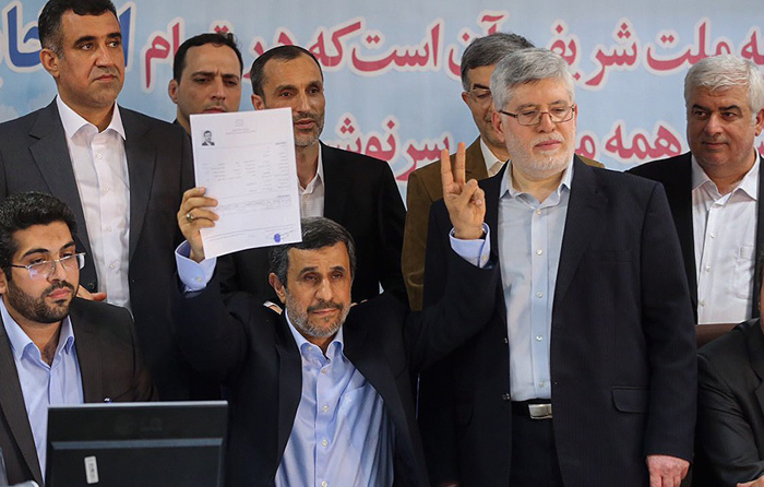 واکنش فعالان سیاسی به کاندیداتوری احمدی نژاد