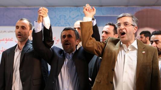 احمدی‌نژاد و یارانش در هفت پرده