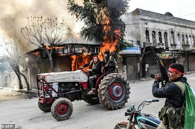 (تصاویر) غارت گسترده عفرین توسط ارتش ترکیه و شورشیان سوری