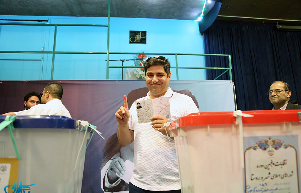 (تصویر) شهرام جزایری در جماران رای داد