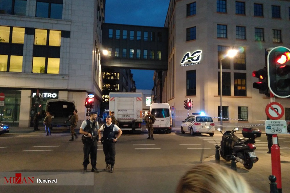 (تصاویر) حمله با چاقو به سربازان در بروکسل