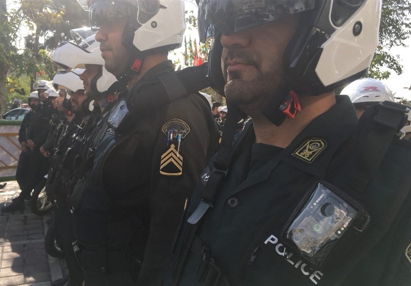 (تصاویر) لباس‌های دوربین‌دار پلیس تهران