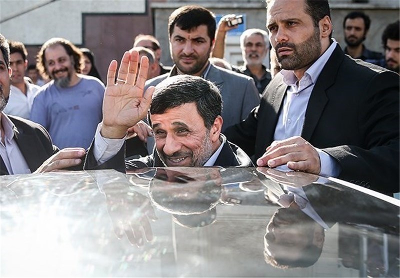 سؤال نمایندگان مجلس از وزیر دادگستری درباره احمدی نژاد