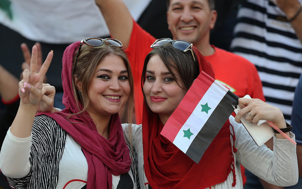(تصاویر) زنان و دختران سوری در ورزشگاه آزادی