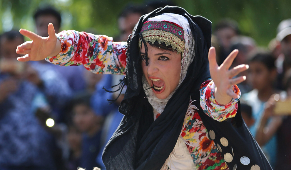 روز دوم دوازدهمین جشنواره بین المللی تئاتر خیابانی مریوان. (ایرنا/ مصلح پیرخضرائیان)