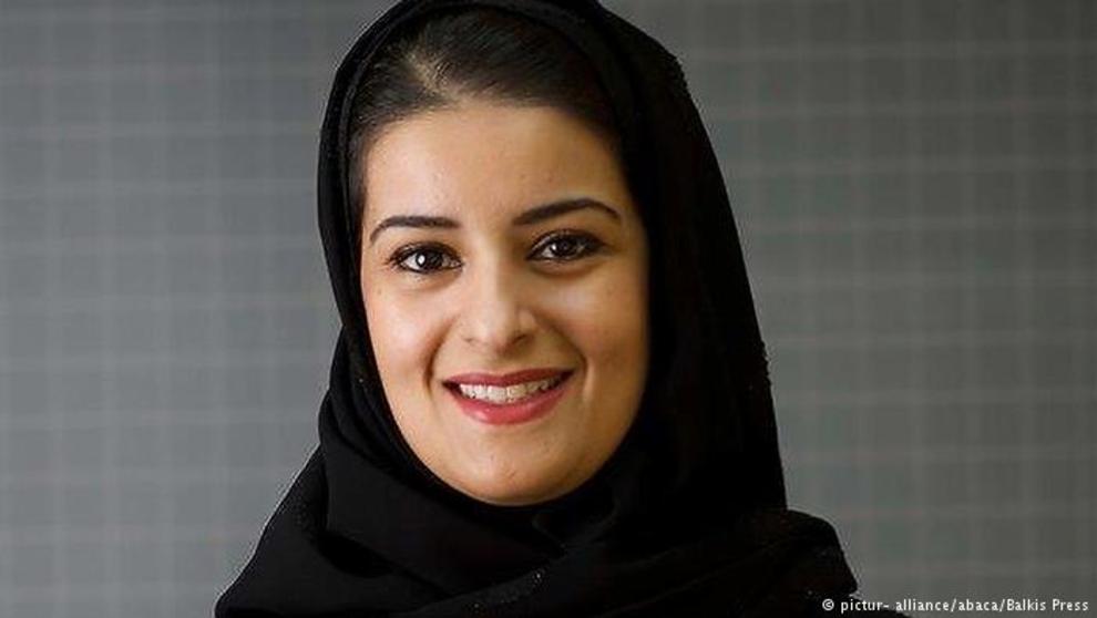 ۲۰۱۷: اولین زن در صدر بورس اوراق بهادار
در فوریه سال ۲۰۱۷ برای اولین بار یک زن مدیرعامل بورس اوراق بهادار عربستان سعودی شد. سارا السحیمی این سمت را بر عهده گرفت.