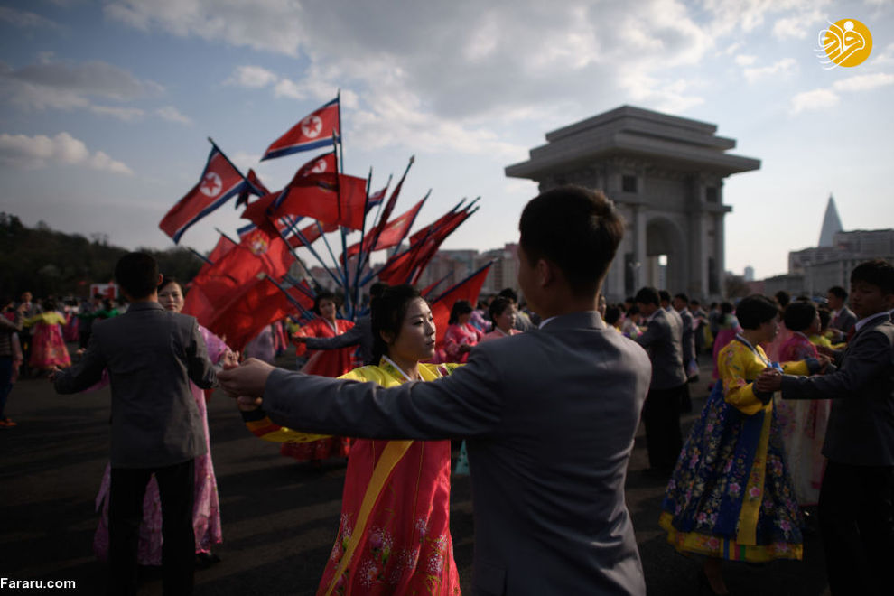 جشن همگانی در زمان جشن خورشید در پیونگ یانگ کره شمالی