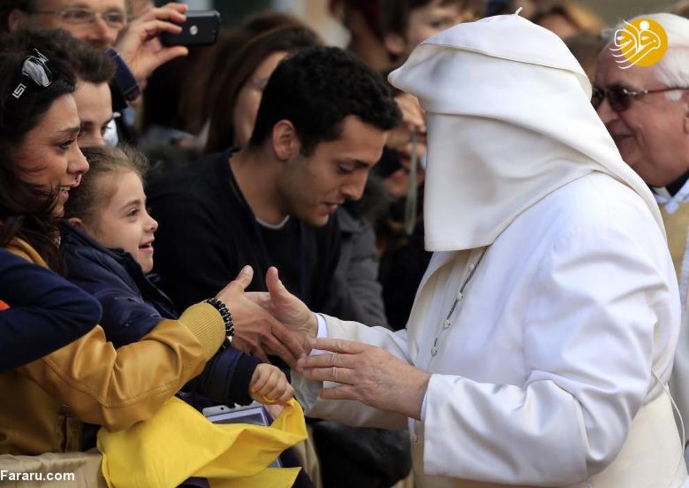ملاقات پاپ با مردم در آوریل ۲۰۱۴ در رم 