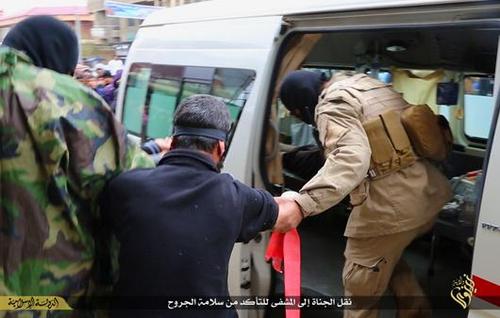 (تصاویر) داعش دست 4 عراقی را قطع کرد