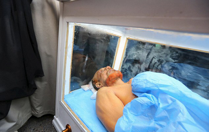 (تصاویر) تحویل جسد عزت‌الدوری به دولت عراق