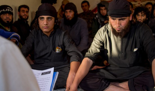 (تصاویر) امتحان پایان دوره داعش