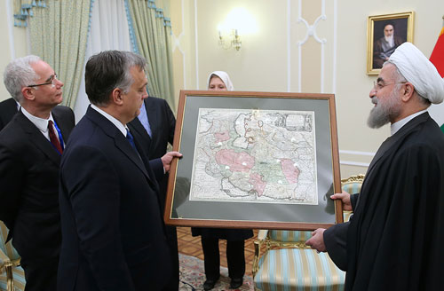 هدیه ویژه نخست‌وزیر مجارستان به روحانی