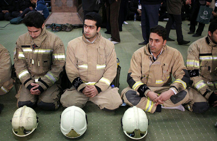 (تصاویر) مراسم تشییع شهدای آتش‌نشان