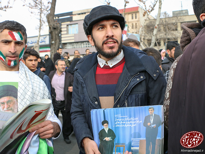 (تصاویر) احمدی‌نژاد در راهپیمایی 22 بهمن