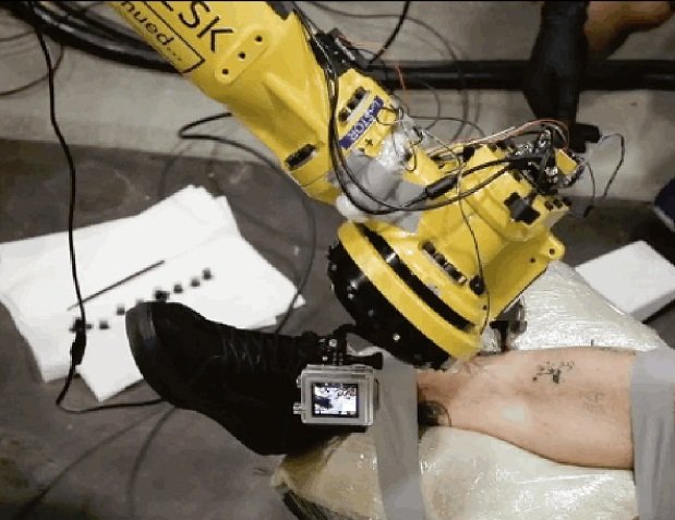 (تصاویر)ربات‌ها هم تاتو کار شدند