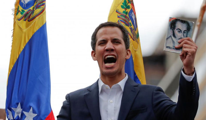 بحران در ونزوئلا؛ ترامپ رهبر مخالفان را به عنوان رئیس جمهور ونزوئلا به رسمیت شناخت